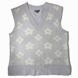 Wild Fable Floral V-Neck Sweater Vest